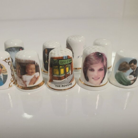 Set of 20 Royal Memorabilia Porcelain Thimbles Queen Elizabeth II, Dianna + - Picture 13 of 14
